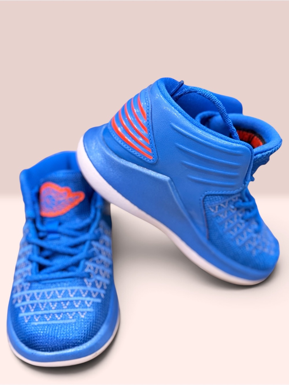 Jordan CXXII BT